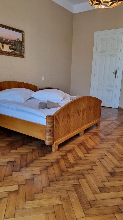 Apartament Rynek 7/1 Apartman Cieszyn  Kültér fotó